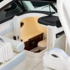 2025-robalo-r257-head-compartment