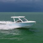 2025-robalo-r257-water-run-1