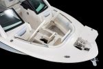 2026 Robalo R257 Dual Console - Image 5