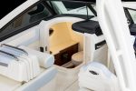 2026 Robalo R257 Dual Console - Image 10