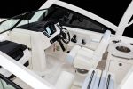 2026 Robalo R257 Dual Console - Image 13