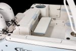 2026 Robalo R257 Dual Console - Image 20