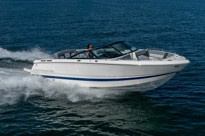 2026-chaparral-ssx-4-water-cruising 2026 Chaparral SSX 4 - Image 1