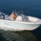 2026-robalo-r180-water-running