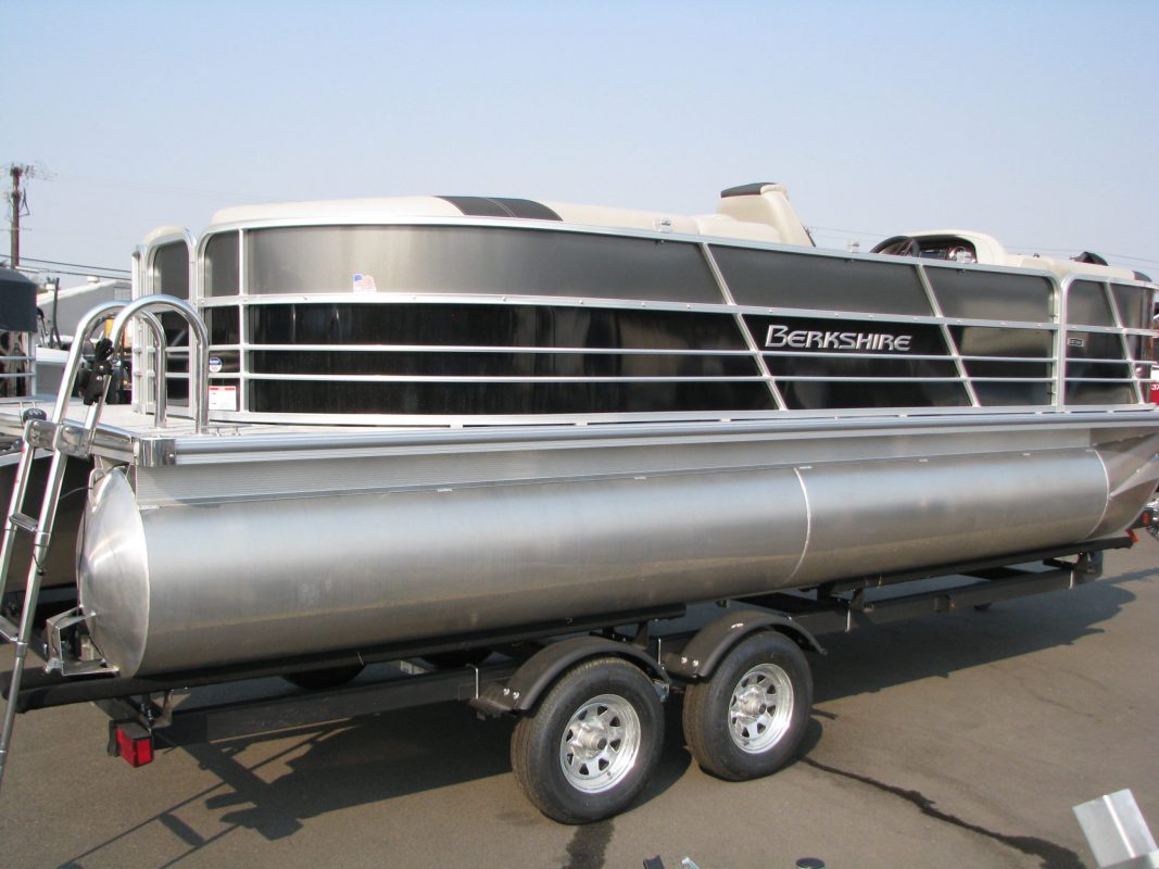 2023 BERKSHIRE 24RFX LE