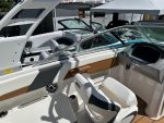 2024 Chaparral 23 Surf - Image 8