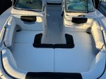 2026 Robalo R207 - Image 8
