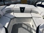 2019 Chaparral 23 Surf - Image 8