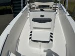 2026 Robalo R160 - Image 13