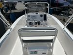 2026 Robalo R160 - Image 16