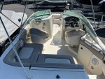 2004 Sea Ray 220 Sundeck - Image 5