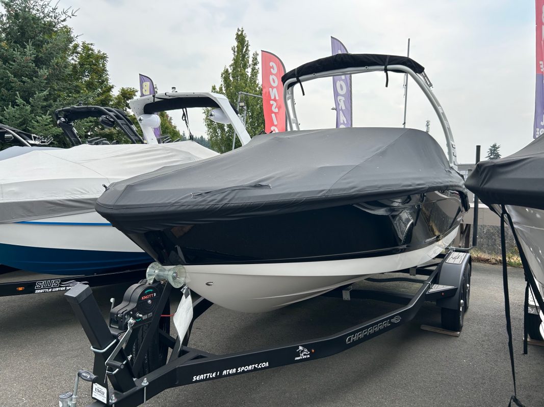 2025 Chaparral 21 Surf