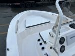 2026 Robalo R160 - Image 24