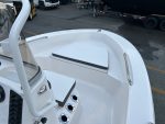 2026 Robalo R160 - Image 25