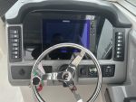 2023 Robalo R247 Dual Console - Image 16