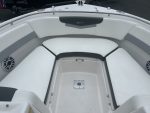 2023 Robalo R247 Dual Console - Image 19