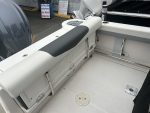 2023 Robalo R247 Dual Console - Image 10