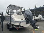 2023 Robalo R247 Dual Console - Image 5