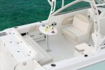 2023 Robalo R247 Dual Console - Image 9