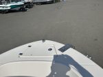 2016 Robalo R180 - Image 16