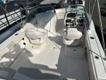 2016 Robalo R207 - Image 8