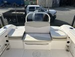 2016 Robalo R207 - Image 7