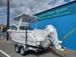 2027 Robalo R237 Dual Console - Image 8