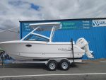 2027 Robalo R237 Dual Console - Image 3